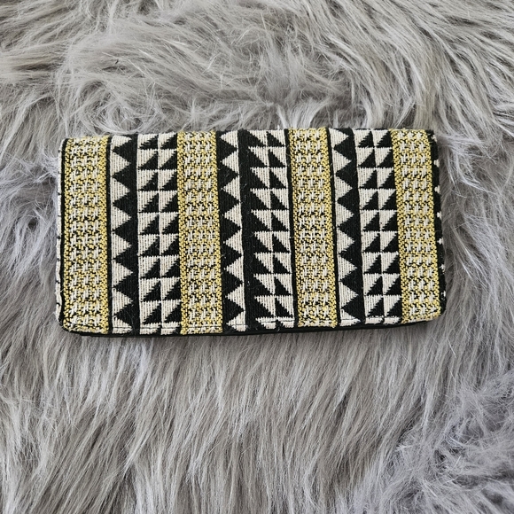 Volcom Triangle Sequence Knit Womens Wallet - Picture 2 of 7